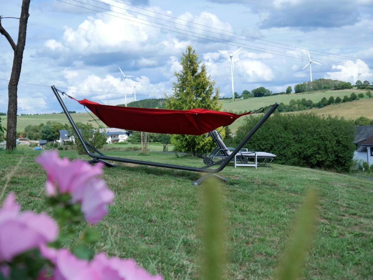 Beautiful Holiday Home Ideal For Hikers Kleinlangenfeld Eksteriør billede